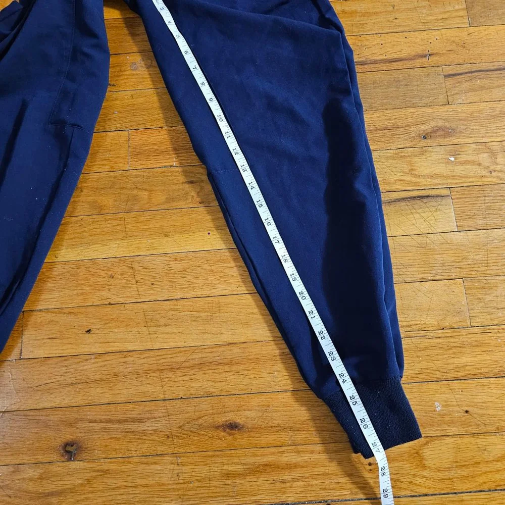 FIGS Navy Blue Joggers Cream Drawstring Small